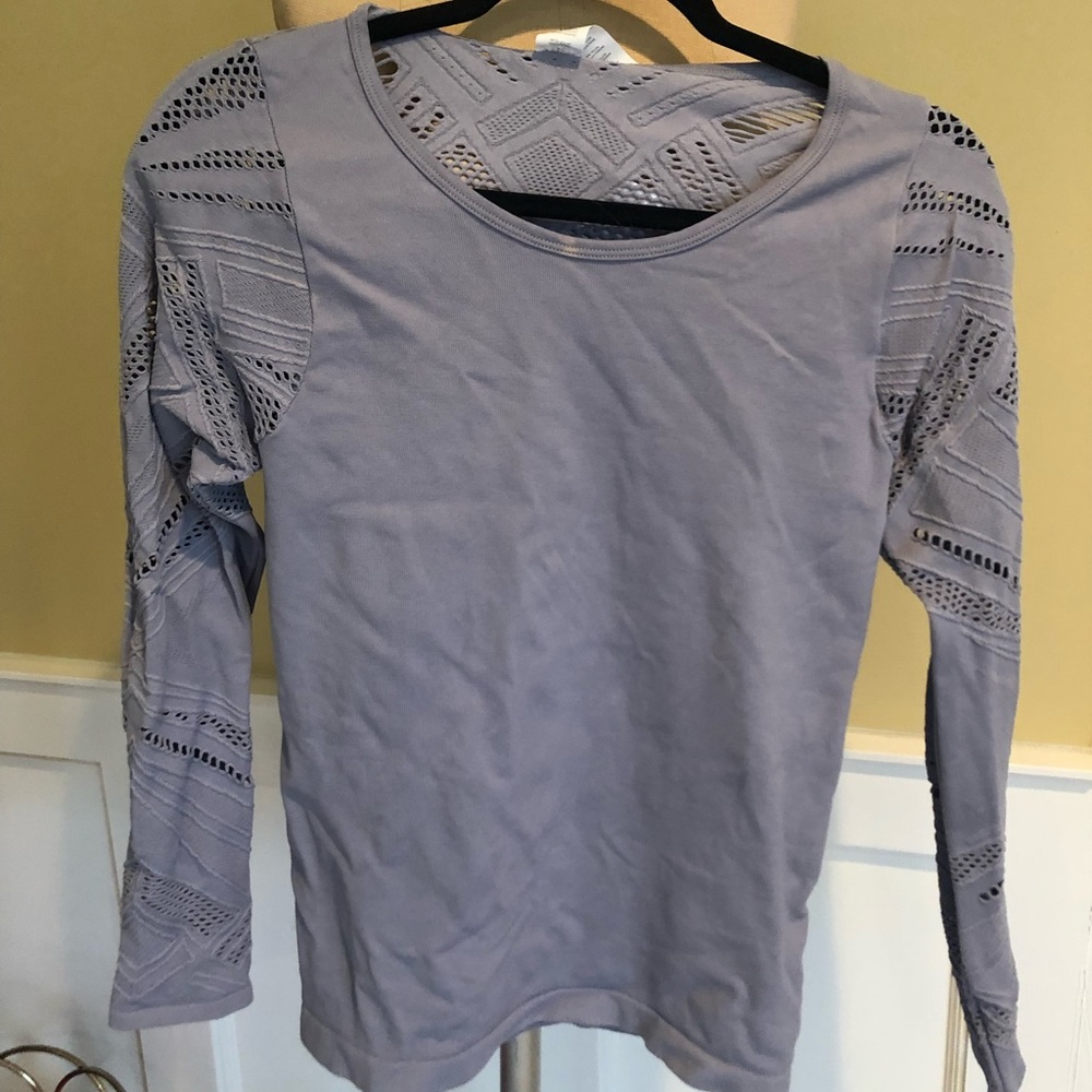 Fabletics top